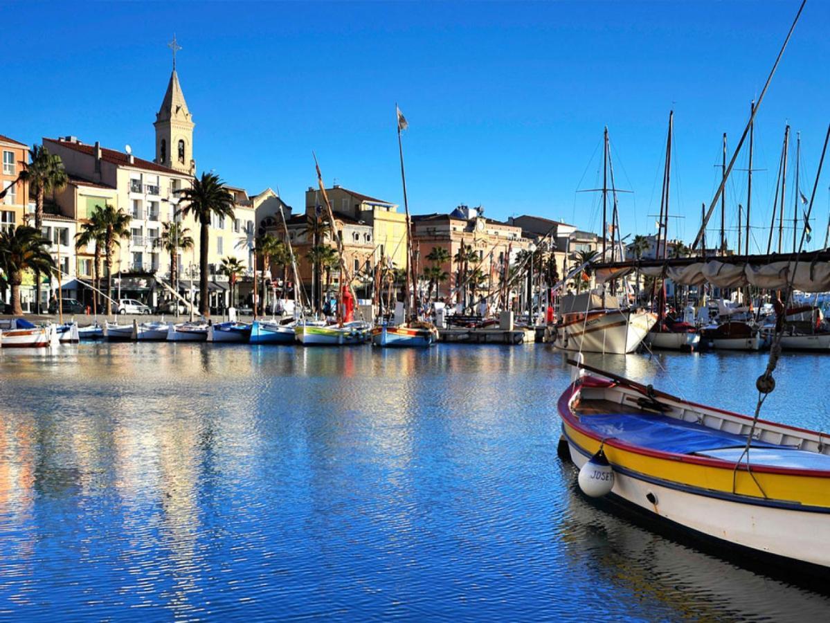 Escapade A Sanary, Au Coeur Du Village, 200M Du Port,Clim,Wifi,Parking المظهر الخارجي الصورة